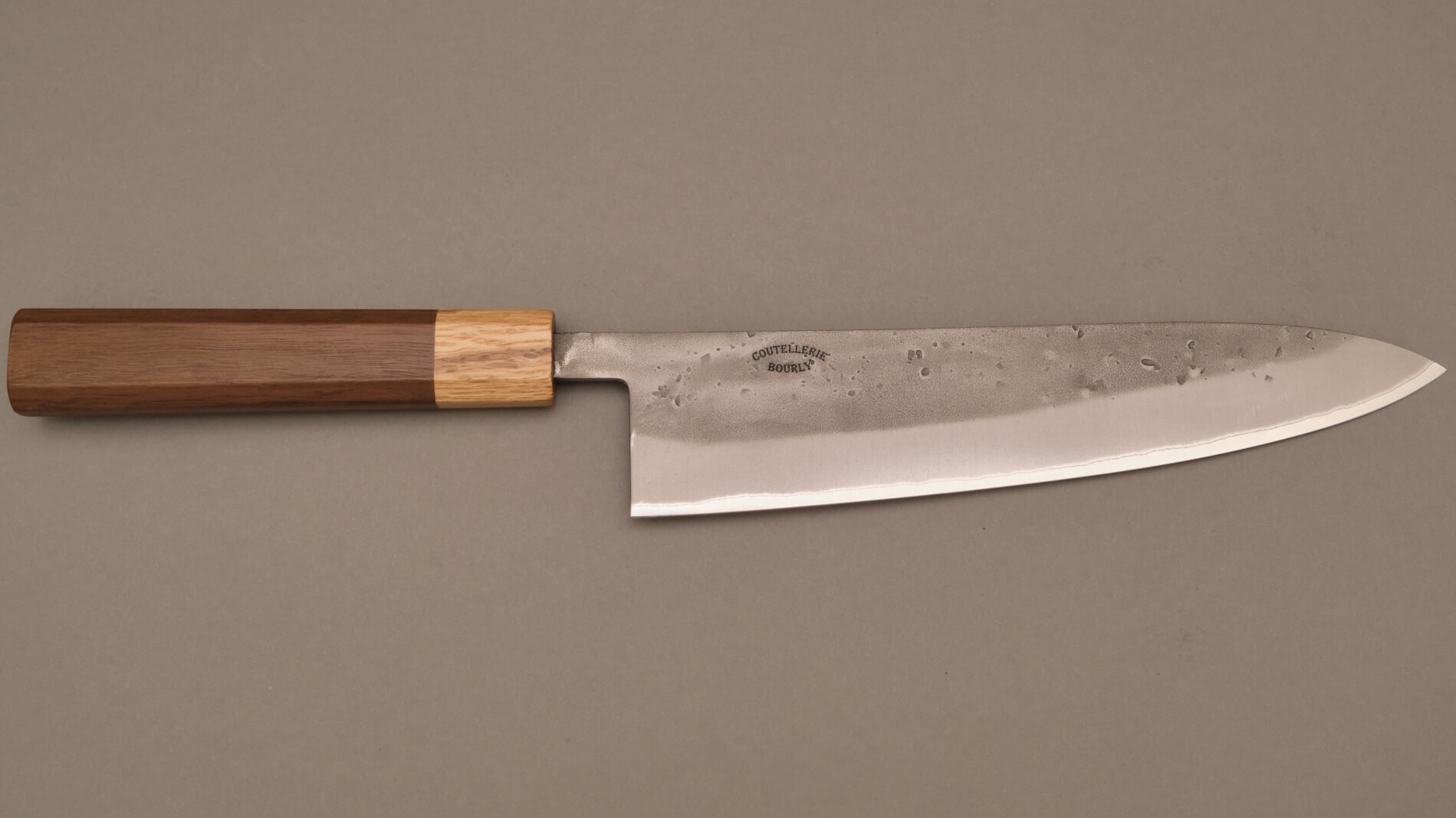 Couteau japonais Nashiji de Tadafusa & Coutellerie Bourly - Gyuto 21 cm